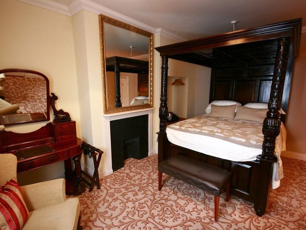 Colchester Boutique Hotel Екстериор снимка