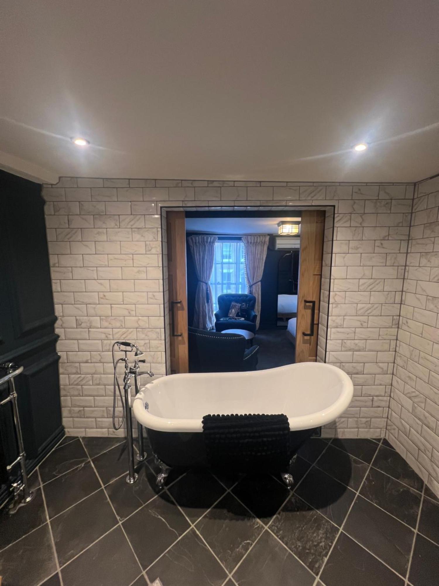 Colchester Boutique Hotel Екстериор снимка